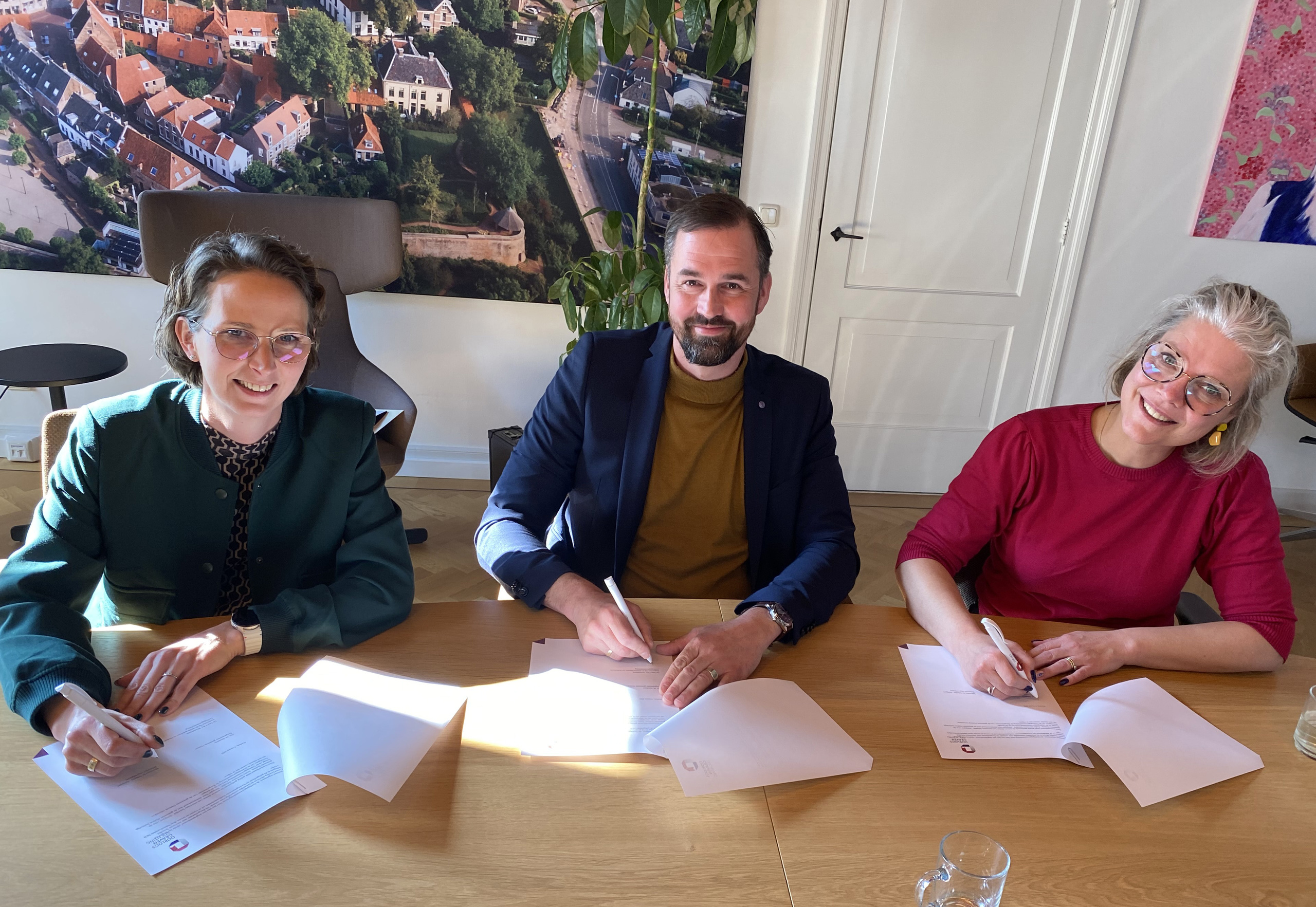 Nadieh Scheffel-Schipper nieuwe oorlogsgravenconsul Hattem